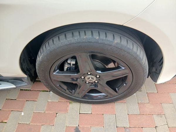 2019-Mercedes-Benz-GLE-350d-4-Matic-Diesel-Automatic image:14