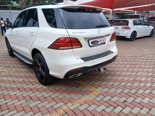 2019-Mercedes-Benz-GLE-350d-4-Matic-Diesel-Automatic image:3
