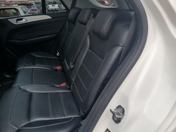 2019-Mercedes-Benz-GLE-350d-4-Matic-Diesel-Automatic image:8
