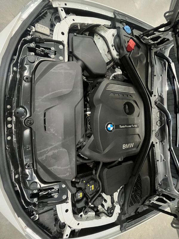 2018-BMW-3-Series-320i-Luxury-Line-Auto image:9