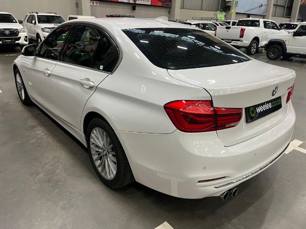2018-BMW-3-Series-320i-Luxury-Line-Auto image:4