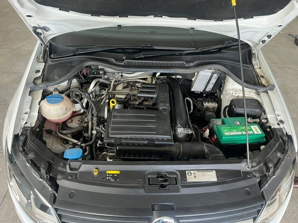 2017-Volkswagen-Polo-GP-12-TSI-Comfortline-66kW image:10