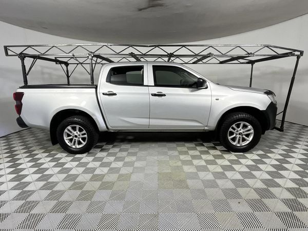 2022-Isuzu-D-Max-19-DDI-HR-L-Auto-Double-Cab image:12