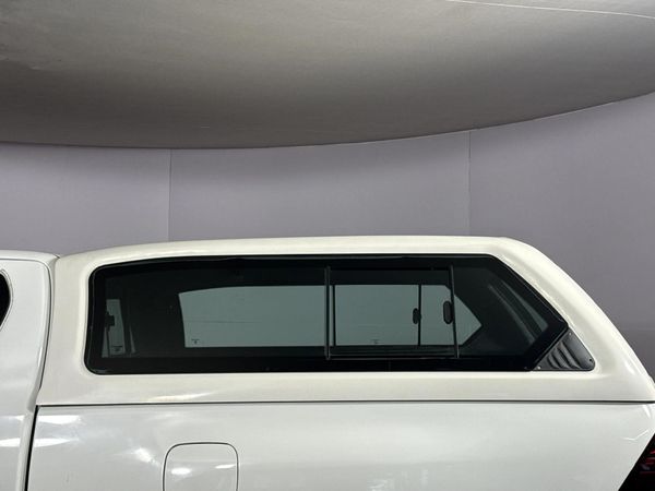 2019-Toyota-Hilux-24-GD-6-Raised-Body-SRX-Extended-Cab image:10