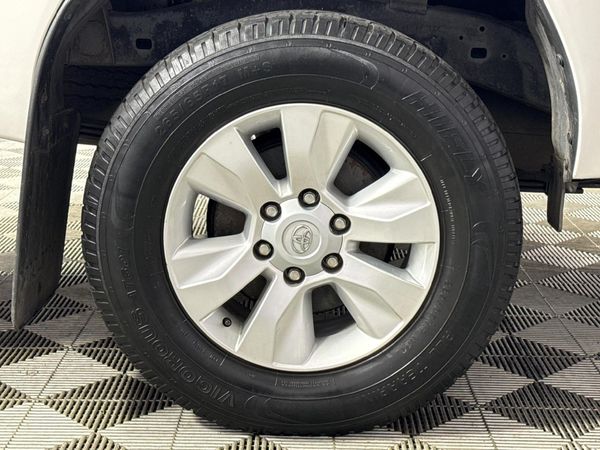 2019-Toyota-Hilux-24-GD-6-Raised-Body-SRX-Extended-Cab image:5