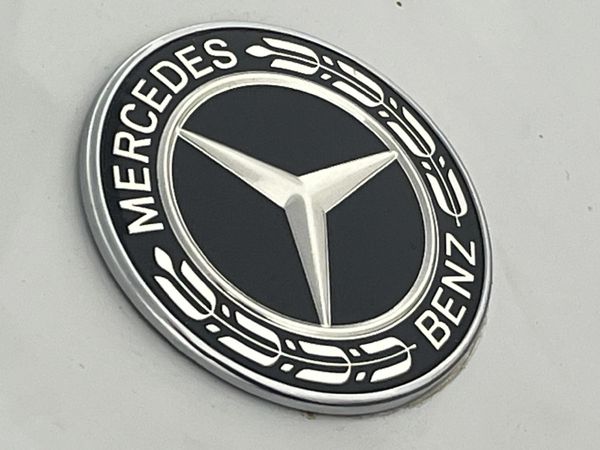 2018-Mercedes-Benz-V-Class-V-250d-Avantgarde-Auto image:11