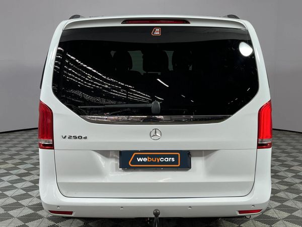 2018-Mercedes-Benz-V-Class-V-250d-Avantgarde-Auto image:20
