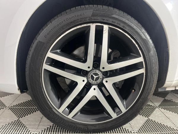 2018-Mercedes-Benz-V-Class-V-250d-Avantgarde-Auto image:4