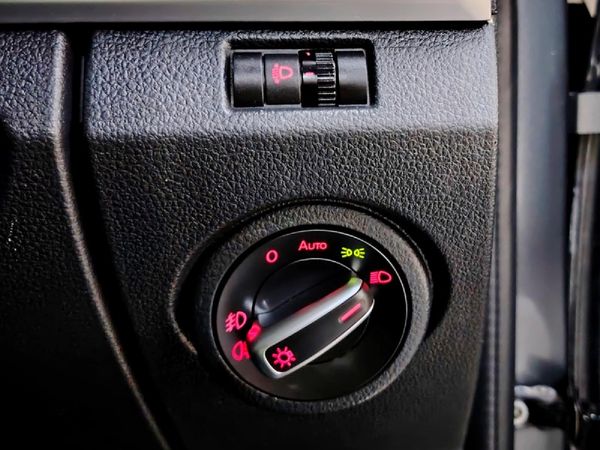 2021-Volkswagen-Amarok-30-TDI-Highline-190kW-4Motion-Auto-Double-Cab image:21