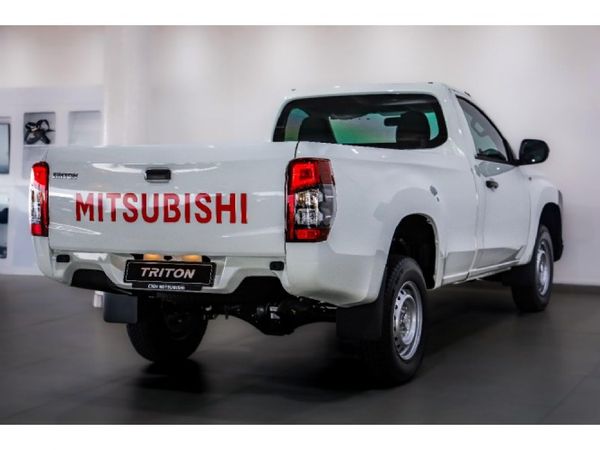 2024-Mitsubishi-Triton-24DI-GL-Single-Cab image:4