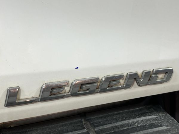 2020-Toyota-Hilux-28-GD-6-Raised-Body-Legend-Extended-Cab image:9