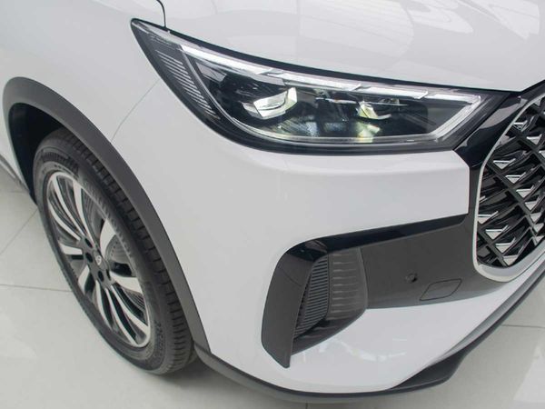 2026-Chery-Tiggo-8-Pro-15T-CSH-Apex-DHT-Phev image:8