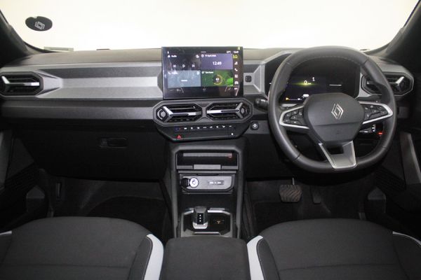 2025-Renault-Duster-13T-Intens-EDC image:8