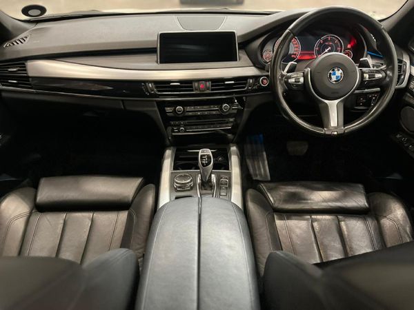 2016-BMW-X5-xDrive30d-M-Sport-Auto image:9