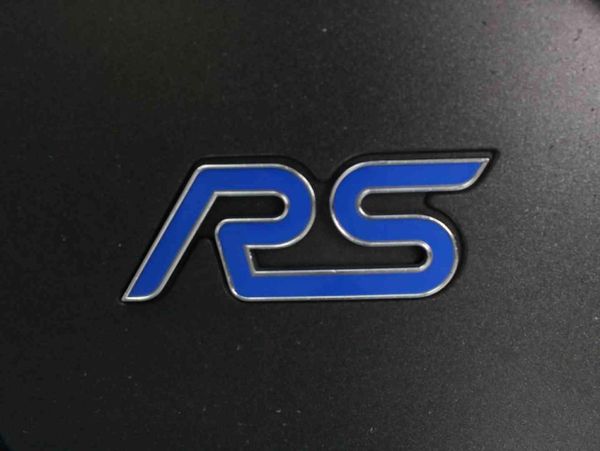 2017-Ford-Focus-RS-23-EcoBoost-AWD-5-dr image:14