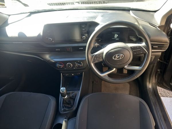 2023-Hyundai-i20-10-TGDI-Fluid image:7