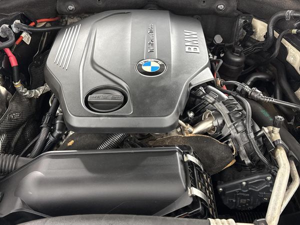 2015-BMW-5-Series-520d-M-Sport-Auto image:15