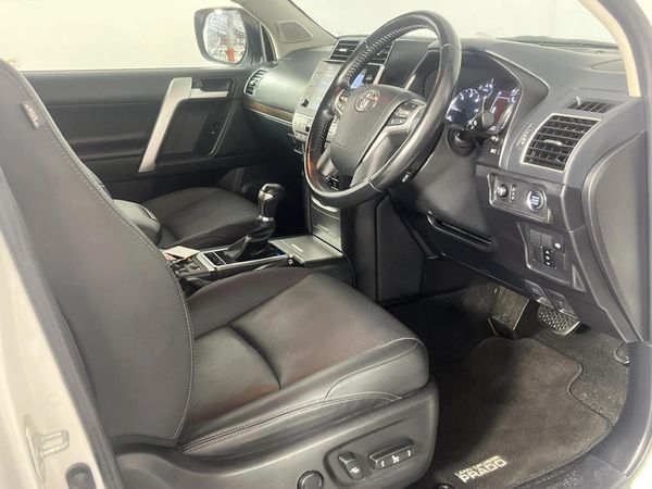 2021-Toyota-Land-Cruiser-Prado-28-GD-VX-Auto image:9