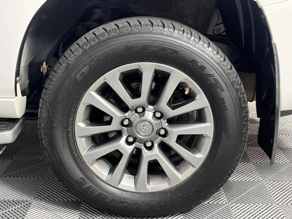 2021-Toyota-Land-Cruiser-Prado-28-GD-VX-Auto image:6