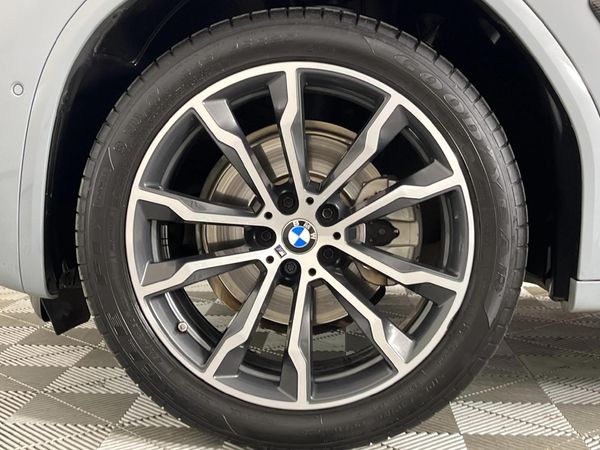 2021-BMW-X4-xDrive20d-M-Sport image:4