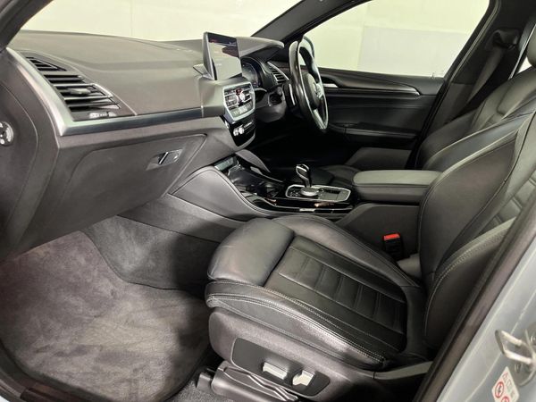 2021-BMW-X4-xDrive20d-M-Sport image:8