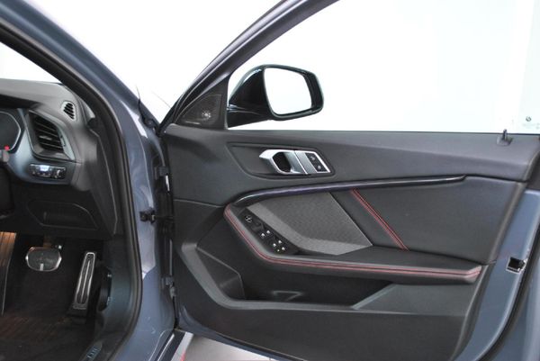 2021-BMW-1-Series-128ti-Auto image:11