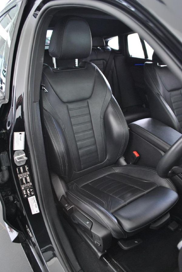 2023-BMW-X4-xDrive20d-M-Sport image:12
