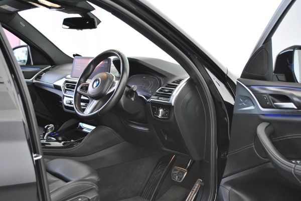 2023-BMW-X4-xDrive20d-M-Sport image:5