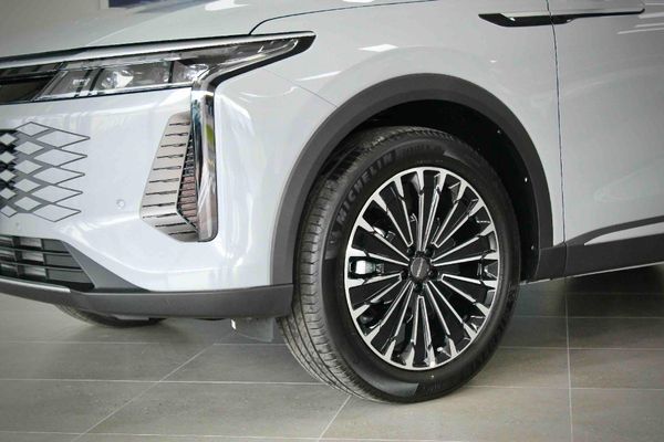2026-Omoda-C9-20T-Inspire image:5