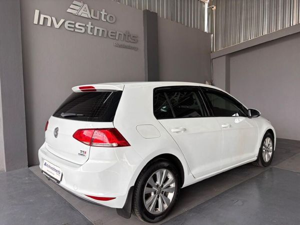 2015-Volkswagen-Golf-VII-14-TSI-Comfortline image:5