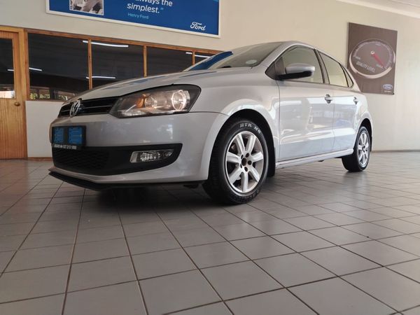2012-Volkswagen-Polo-14-Comfortline-5-dr image:1