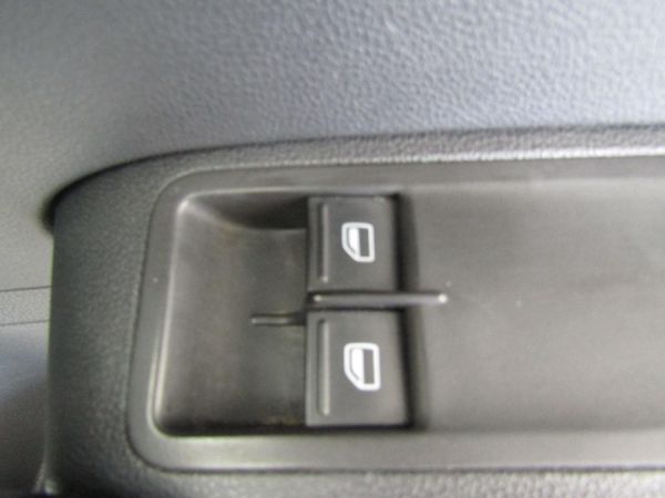 2025-Volkswagen-Polo-Vivo-14 image:10