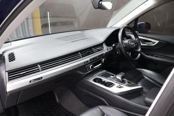 2019-Audi-Q7-30-TDI-quattro-Auto-45-TDI image:11