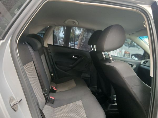 2012-Volkswagen-Polo-14-Trendline-5-dr image:18