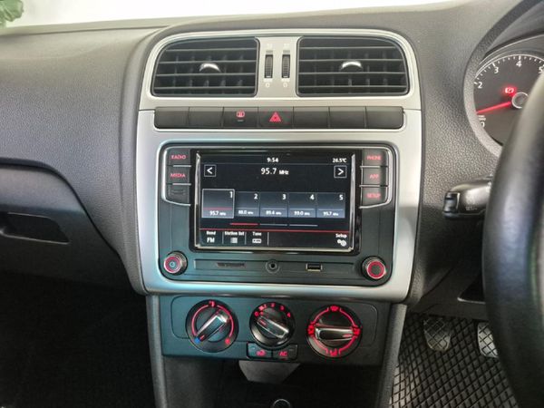 2021-Volkswagen-Polo-Vivo-14-Mswenko-5-dr image:7