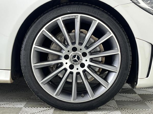 2020-Mercedes-Benz-C-Class-C-200-Coupe-Auto image:3