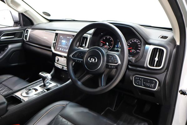 2022-GWM-P-Series-PV-20-TD-LS-Auto-Double-Cab image:12