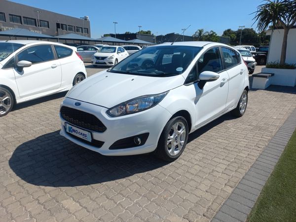 2017-Ford-Fiesta-10-EcoBoost-Trend-5-dr image:2