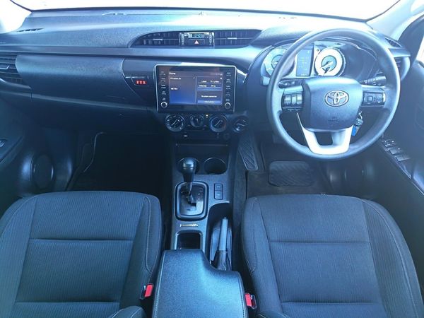 2024-Toyota-Hilux-24GD-6-4x4-Raider-X-Auto-Double-Cab image:11