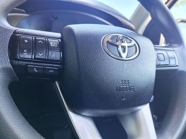 2024-Toyota-Hilux-24GD-6-4x4-Raider-X-Auto-Double-Cab image:13