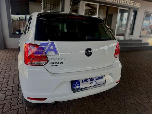 2022-Volkswagen-Polo-Vivo-16-Comfortline-Auto-5-dr image:11