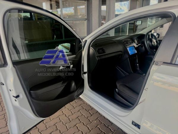 2022-Volkswagen-Polo-Vivo-16-Comfortline-Auto-5-dr image:5