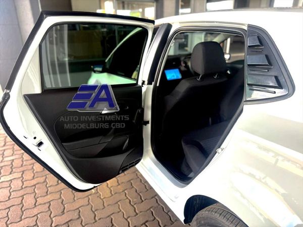 2022-Volkswagen-Polo-Vivo-16-Comfortline-Auto-5-dr image:8