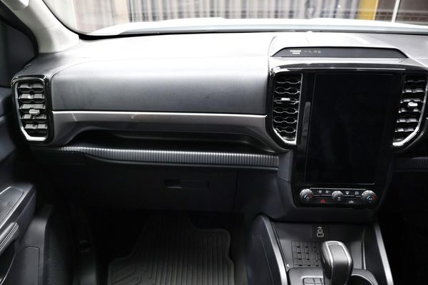 2025-Ford-Ranger-20D-XLT-HR-Double-Cab-Auto image:13