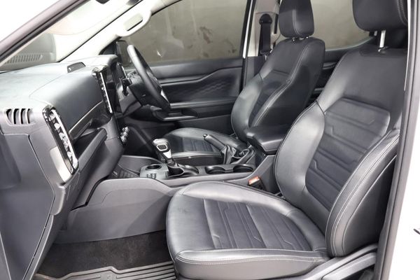 2025-Ford-Ranger-20D-XLT-HR-Double-Cab-Auto image:17