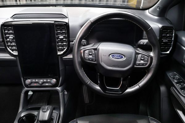 2025-Ford-Everest-30D-V6-Platinum-AWD-Auto image:9