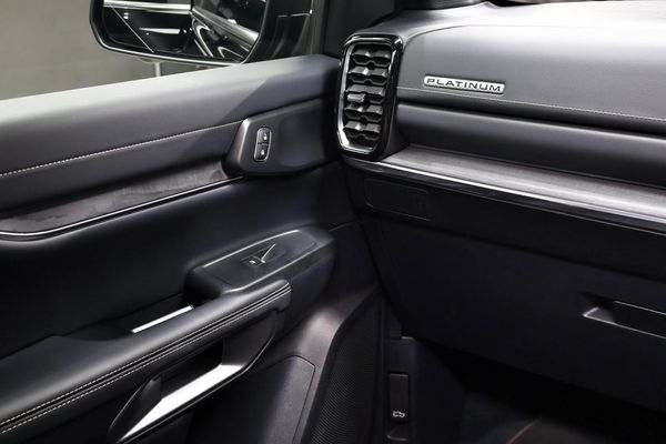 2025-Ford-Everest-30D-V6-Platinum-AWD-Auto image:13