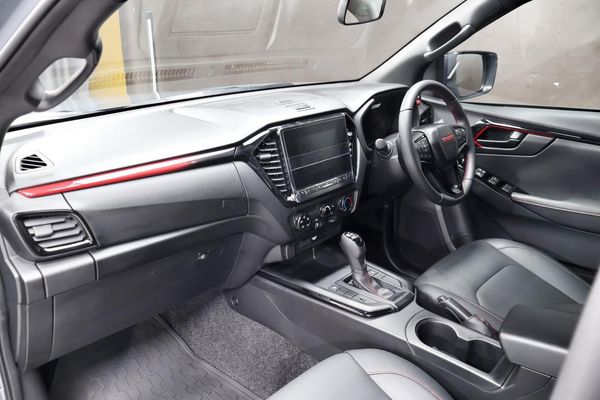 2026-Isuzu-D-Max-19-DDI-HR-X-Rider-Auto-Double-Cab image:10