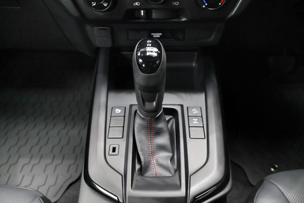 2026-Isuzu-D-Max-19-DDI-HR-X-Rider-Auto-Double-Cab image:12