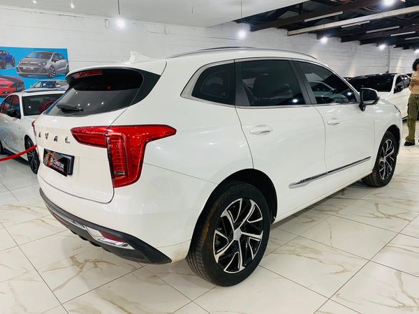 2022-Haval-Jolion-15T-Super-Luxury-Auto image:11
